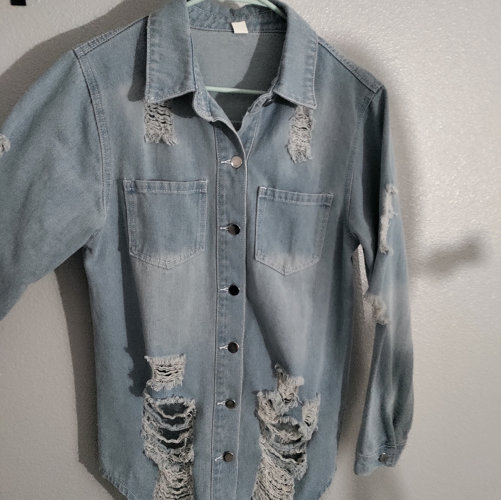 Large Jean Jacket - Picture 6 of 7
